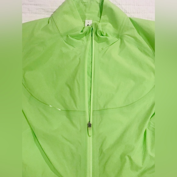 LULULEMON FAST and FREE WINDBREAKER NWT SIZE 6💚 - Picture 4 of 16